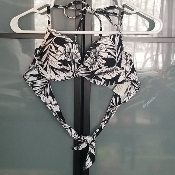 Hollister Other - Hollister Push up bikini top